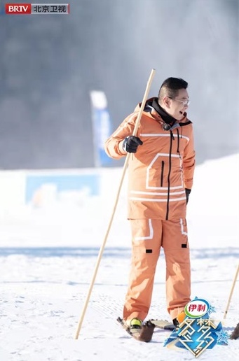 中国现代滑雪之父单兆鉴加盟《冬梦之约》 跳水冠军陈艾森体验滑雪