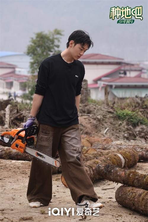 图1.jpg